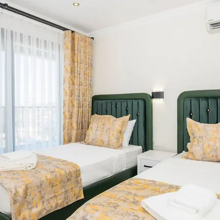 Oludeniz 3 Bedroom - 8986 *
