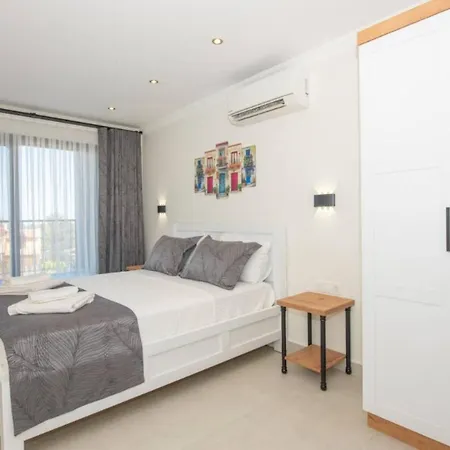 Oludeniz 3 Bedroom - 8986 Fethiye
